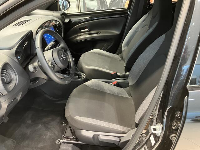 Toyota AYGO X 1.0 VVT-i MT Play | Apple Carplay | Achteruitrijcamera |