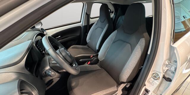 Toyota AYGO X 1.0 VVT-i MT Play | Airco | DAB radio |