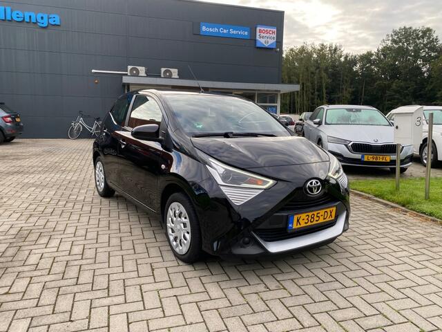 Toyota AYGO 1.0 VVT-I X-PLAY
