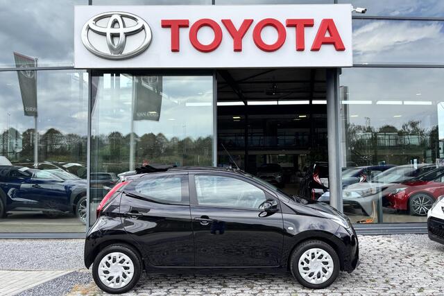 Toyota AYGO 1.0 VVT-i x-play cabrio AppleCarPlay/Android
