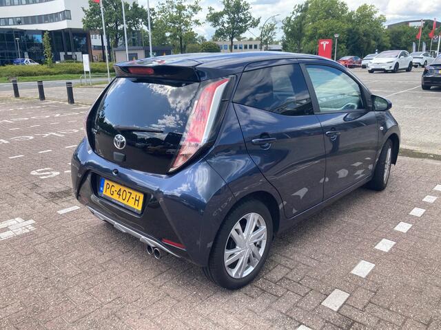 Toyota AYGO 1.0 VVT-i x-Sport, Camera! Lm Velgen! Navi! VERWACHT!!