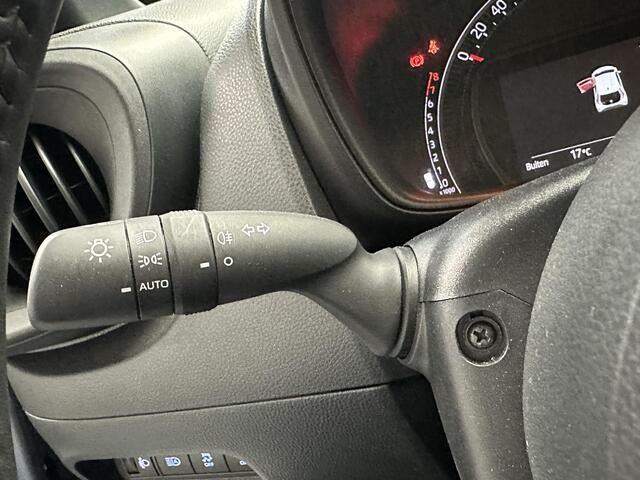 Toyota AYGO X 1.0 VVT-i MT Play