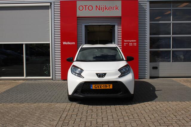 Toyota AYGO X 1.0 VVT-i S-CVT Play Limited *smartkey, stoelverwarming!*