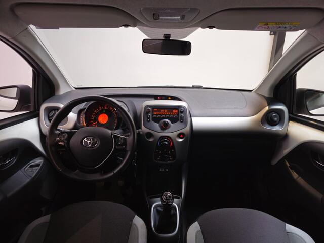 Toyota AYGO 1.0 VVT-i x-fun - Airco - LM velgen