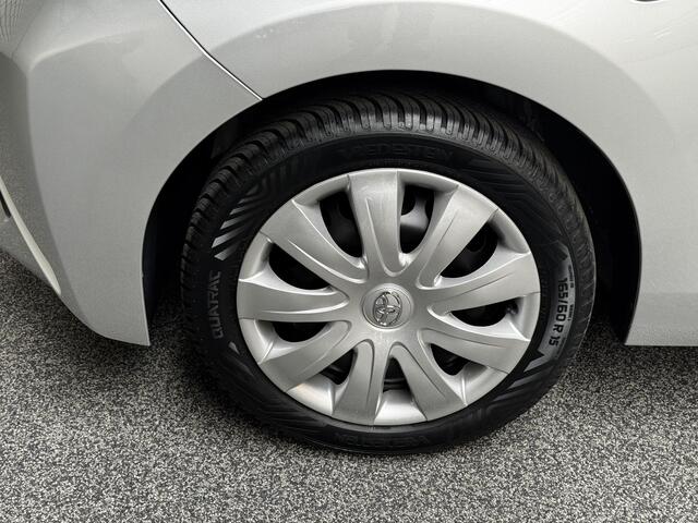 Toyota AYGO 1.0 VVT-i x-play automaat