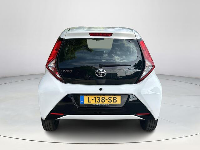 Toyota AYGO 1.0 VVT-i x-play