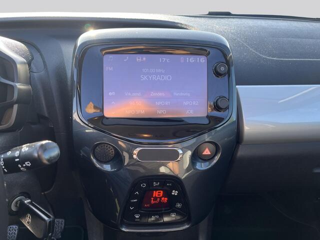 Toyota AYGO 1.0 VVT-i x-clusiv