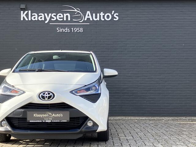 Toyota AYGO 1.0 VVT-i X-play | dealer onderhouden | apple carplay/android auto | airco | camera | bluetooth | 34.000 KM