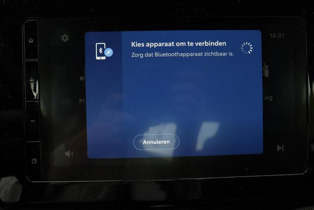 Toyota AYGO X 1.0 VVT-i MT Play, Armsteun , Stootlijsten