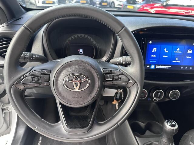 Toyota AYGO X 1.0 VVT-i MT Play
