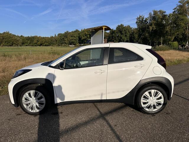 Toyota AYGO X 1.0 VVT-i S-CVT Play Automaat | Carplay | Camera