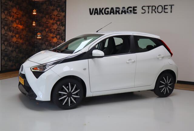 Toyota AYGO 1.0 VVT-i x-play | Carplay | 4 nw.AllSeasons | jaarbeurt | led