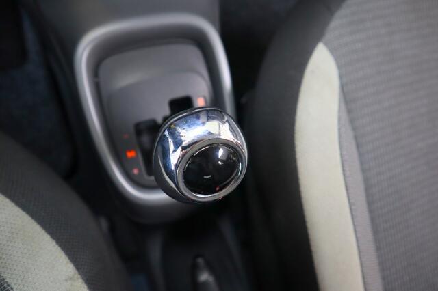 Toyota AYGO 1.0 VVT-i x-play | Carplay | 4 nw.AllSeasons | jaarbeurt | led