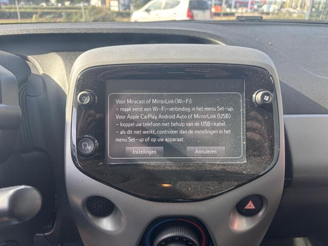 Toyota AYGO 1.0 VVT-i x-play