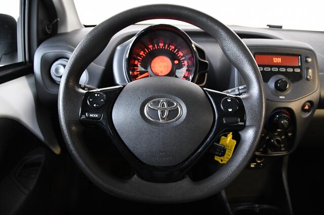 Toyota AYGO 1.0 VVT-i x-fun