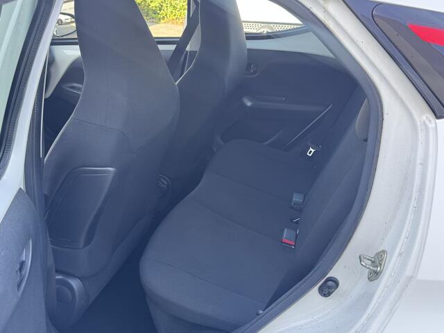 Toyota AYGO 1.0 VVT-i x-fun ? AC ? BT ? Rijklaar ?