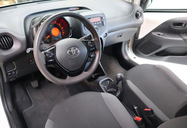 Toyota AYGO 1.0 VVT-i x-fun | cruise | ac | voll.dealer oh | led | jaarbeurt