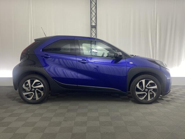 Toyota AYGO X 1.0 VVT-i -Pulse Automaat | Apple Carplay | Voorstoelen Verwarmd | Camera | DAB |