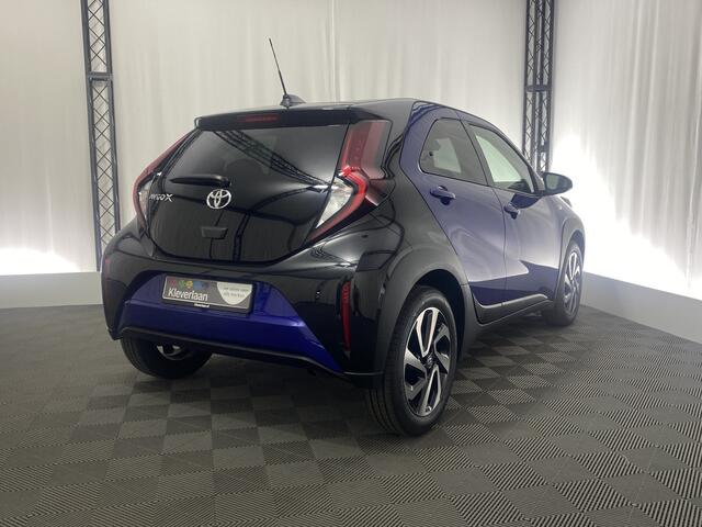 Toyota AYGO X 1.0 VVT-i -Pulse Automaat | Apple Carplay | Voorstoelen Verwarmd | Camera | DAB |