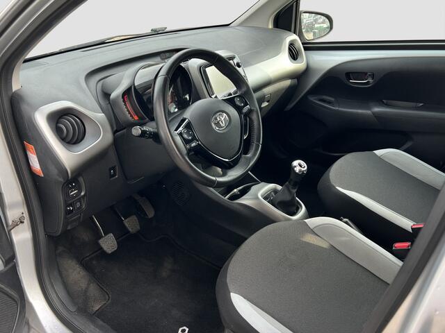 Toyota AYGO 1.0 VVT-i x-wave | Cabrio | Camera | LM |