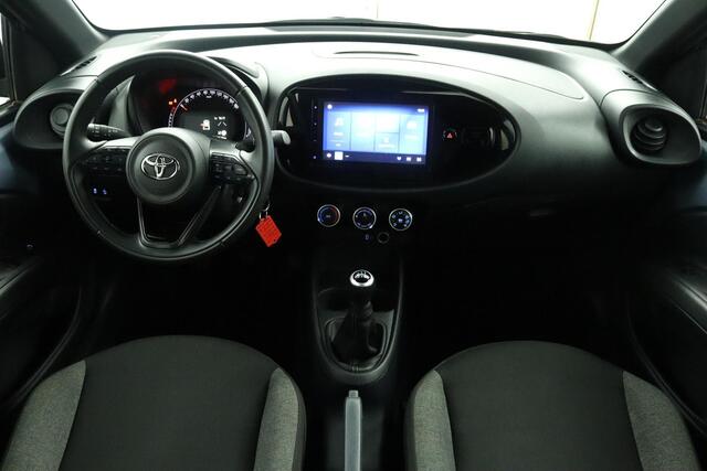 Toyota AYGO X 1.0 VVT-i MT Play | Adaptive Cruise Control | Achteruitrijcamera | Airco | Apple Carplay | Android Auto |