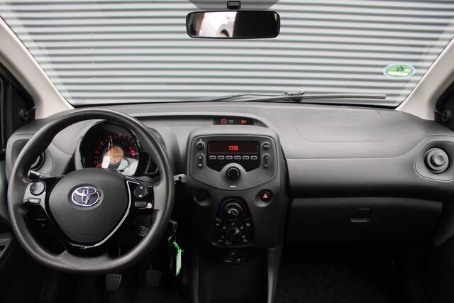 Toyota AYGO 1.0 VVT-i x-fun