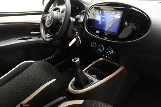Toyota AYGO X 1.0 VVT-i MT Pulse | STOELVERWARMING | DAB | APPLE | CAMERA
