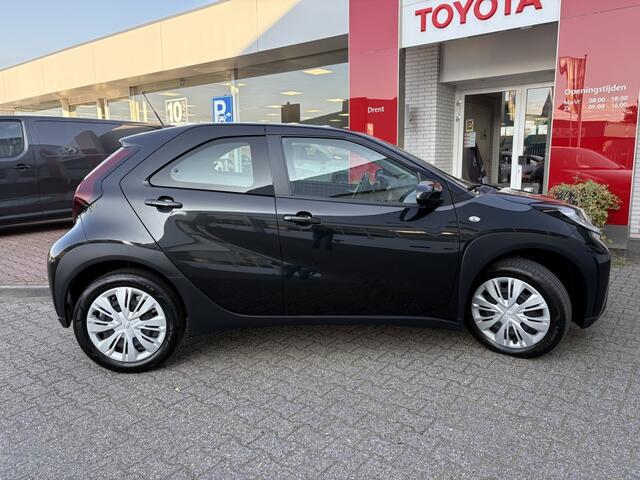 Toyota AYGO 1.0 VVT-i MT Play | Apple CarPlay Android Auto | DAB | Elektr. r