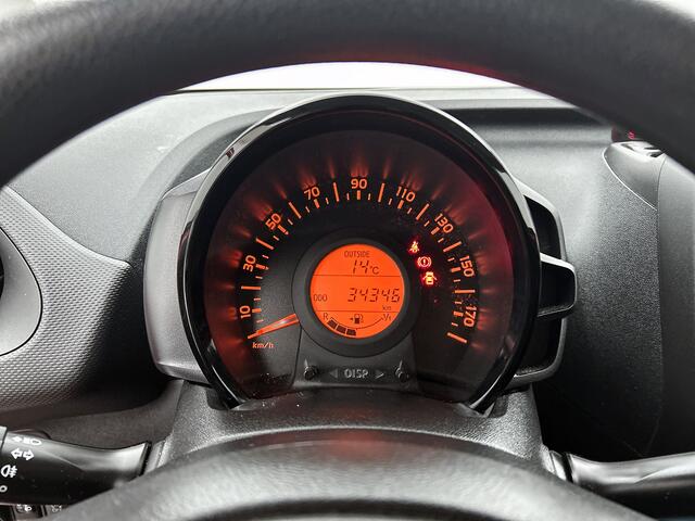 Toyota AYGO 1.0 VVT-i x-now | Cruise control | Stuurbekrachtiging | Airconditioning |