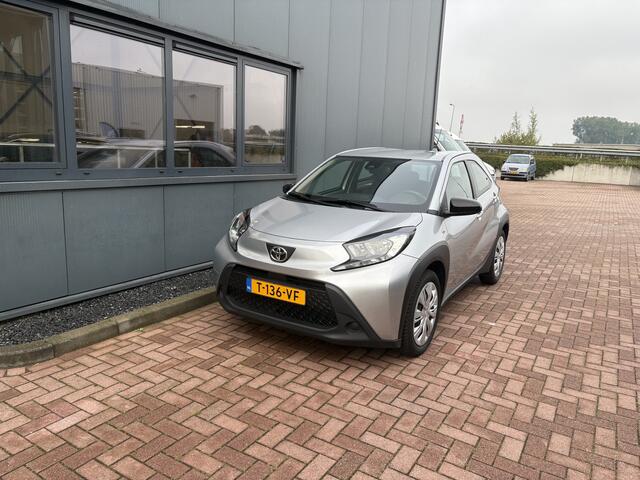 Toyota AYGO X 1.0 VVT-i MT Play 5-drs. CAMERA/CARPLAY/DAB/ADAPT.CRUISE