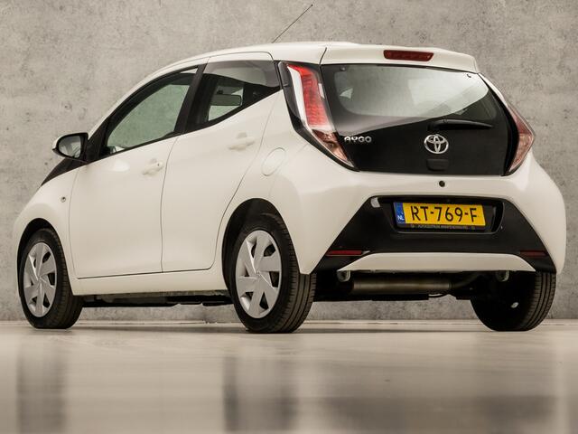 Toyota AYGO 1.0 VVT-i X-play (APPLE CARPLAY, SCHERM, AIRCO, 5 DEURS, RADIO, ELEK PAKKET, NIEUWE APK, NIEUWSTAAT)