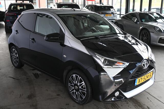 Toyota AYGO 1.0 VVT-i x-clusiv Clima Camera LED Dealer Onderhouden! Inruil Mogelijk!
