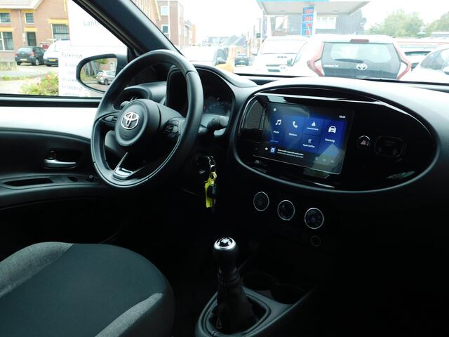 Toyota AYGO X 1.0 VVT-i MT Play