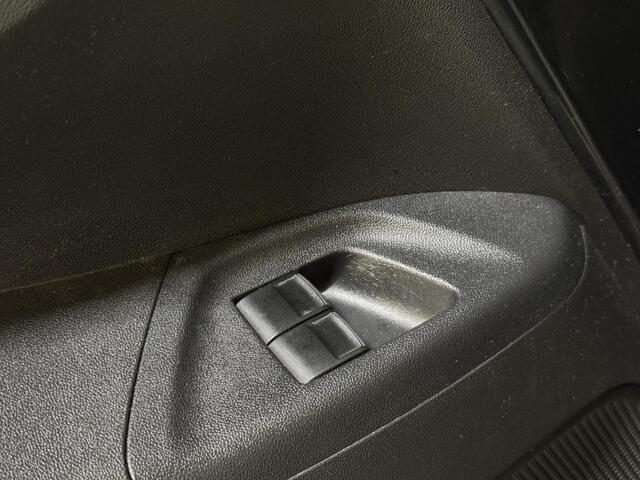 Toyota AYGO 1.0 VVT-i x-play | Bluetooth | Camera | Airco |