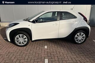 toyota-aygo-x-1.0-vvt-i-mt-play