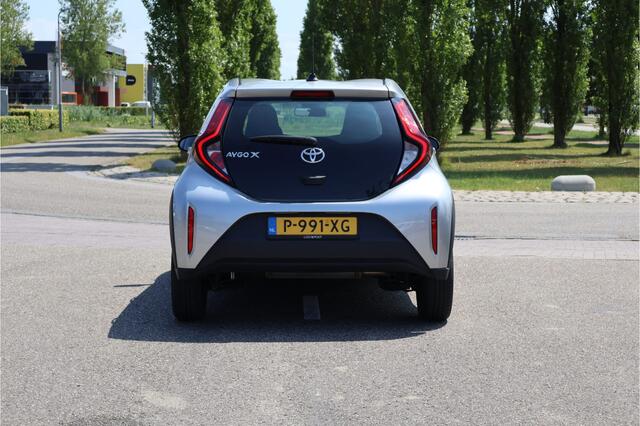 Toyota AYGO X 1.0 VVT-i MT Play I Achteruitrij camera I ACC I Airco I Apple/Android Carplay I Rij assistentie I Nederlandse auto I