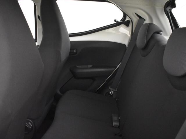 Toyota AYGO 1.0 VVT-i x-fun | All Seasons | Parkeersensoren