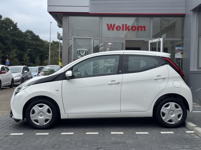 Toyota AYGO 1.0 VVT-i x-play Automaat Apple/Android, Camera, Airco , All-in Rijklaarprijs