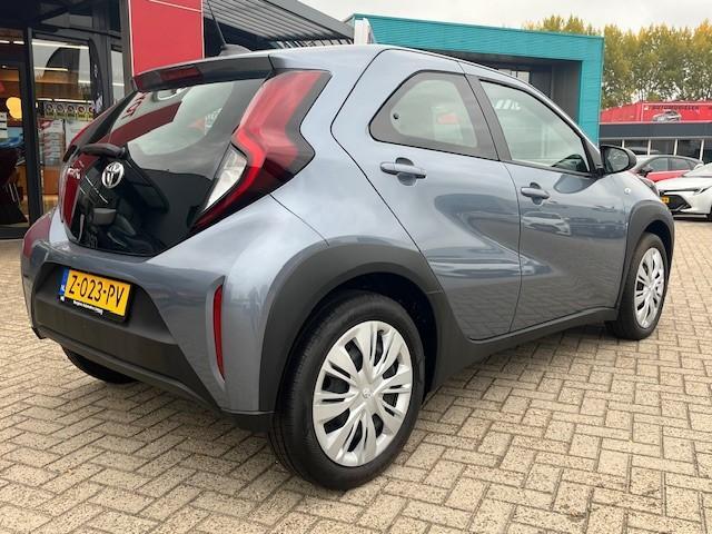 Toyota AYGO X 1.0 VVT-i MT Play