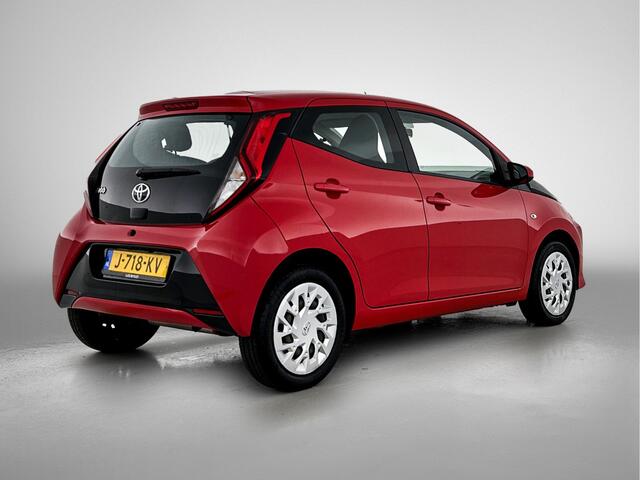 Toyota AYGO 1.0 VVT-i x-play