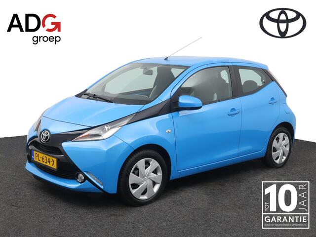 Toyota AYGO 1.0 VVT-i x-play | Airco | Parkeercamera | Apple carplay - Android auto |