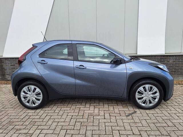 Toyota AYGO X 1.0 VVT-i MT Play | Airco | Apple/Android auto | Ad Cruise |