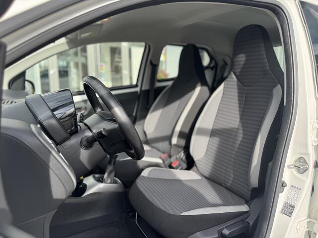 Toyota AYGO 1.0 VVT-i x-play limited Apple/Android, Airco, Camera , All-in Rijklaarprijs