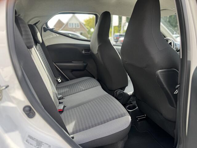 Toyota AYGO 1.0 VVT-i x-play limited Apple/Android, Airco, Camera , All-in Rijklaarprijs