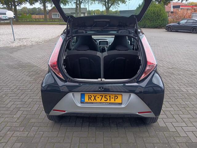 Toyota AYGO 1.0 VVT-I X 69pk Fun Airco Cruise Navi Apple Carplay