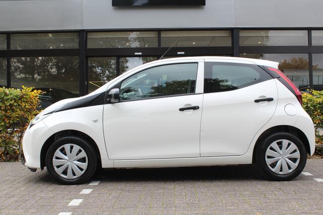 Toyota AYGO 1.0 VVT-i x-fun | Rijklaar | DAB+ | Airco | Bluetooth | USB/AUX