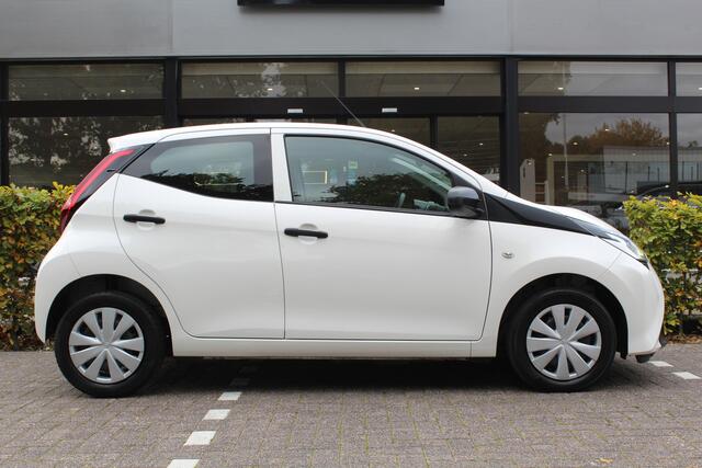 Toyota AYGO 1.0 VVT-i x-fun | Rijklaar | DAB+ | Airco | Bluetooth | USB/AUX