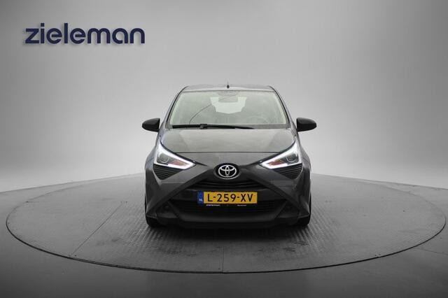 Toyota AYGO 1.0 VVT-i X-Fun5 Deurs - Navi, Airco