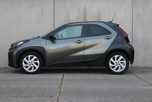 Toyota AYGO X 1.0 VVT-i S-CVT First / AUTOMAAT / CRUISE / CAMERA / APPLE CARPLAY - ANDROID