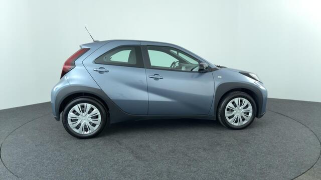 Toyota AYGO X 1.0 VVT-i MT Play